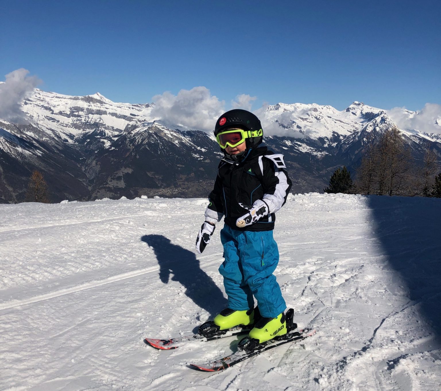 At What Age Can Children Learn to Ski? Montagne Magique Ski School