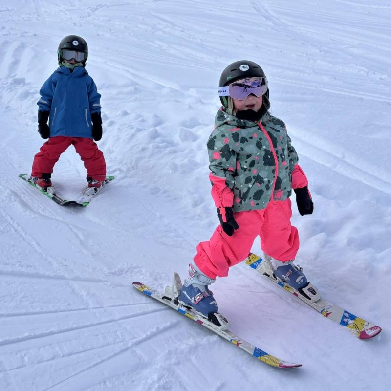 At what age can children learn to ski - young child skiing during a lesson in Nendaz