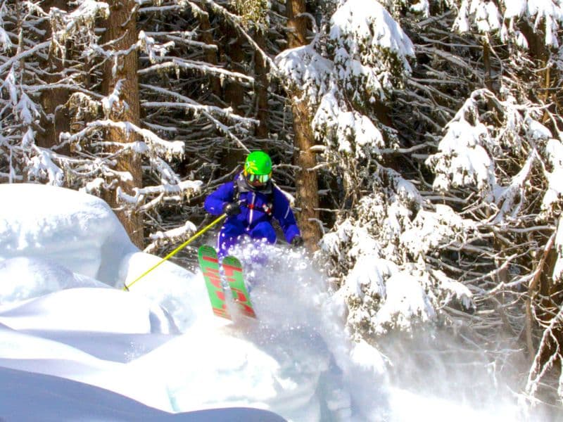 Off-piste skiing Nendaz — expert guided backcountry terrain
